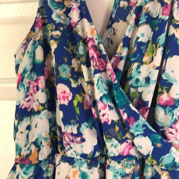 Floral Dress - Picture 2 of 3